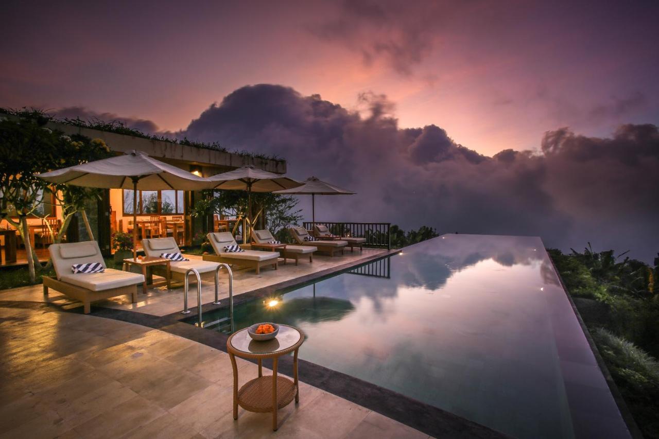 Hotel con Piscina en Bali